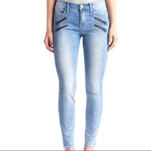 Rock & Republic Light Blue Kashmiere Jean Leggings